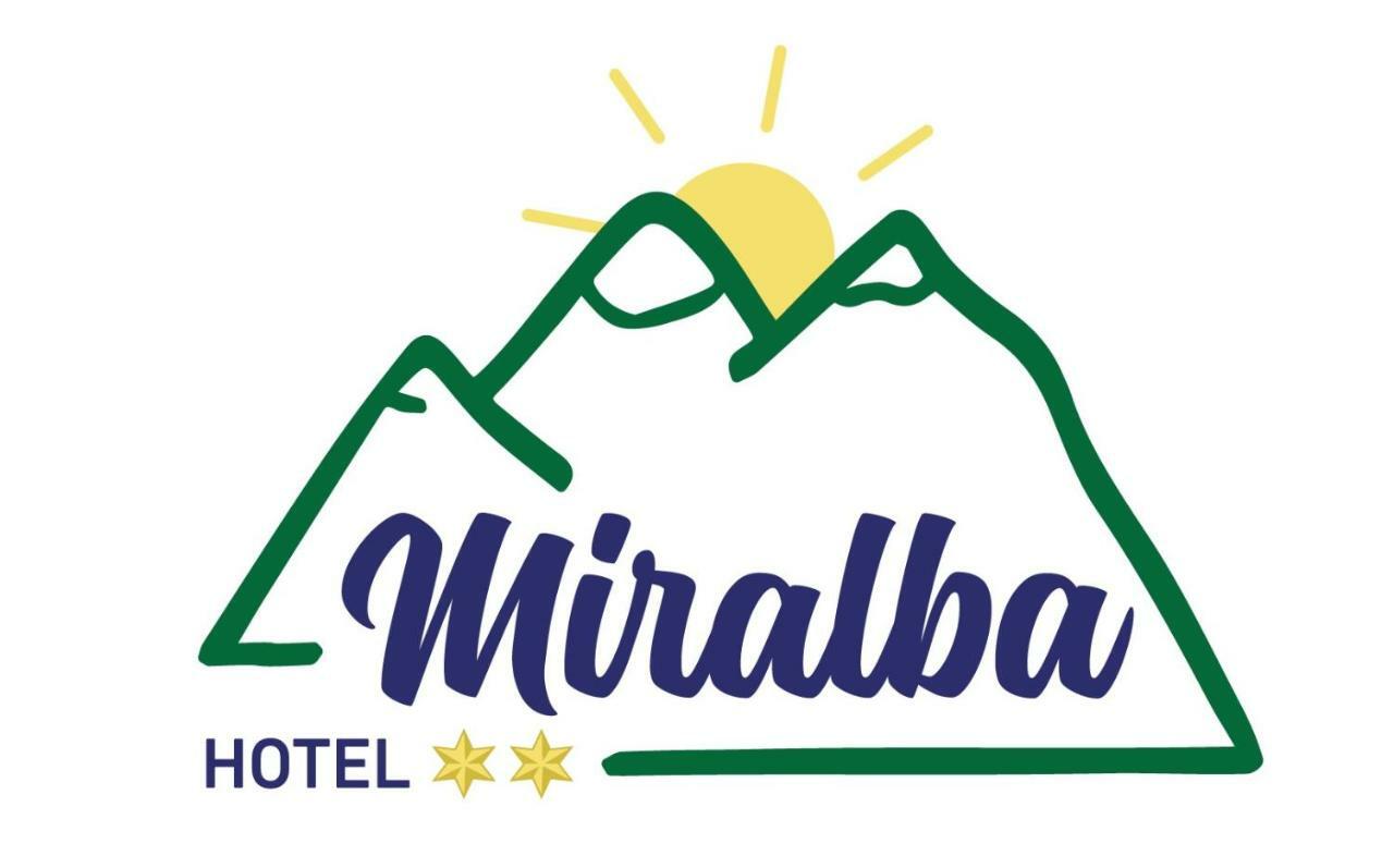 Hotel Miralba Alba de los Cardaños Exteriör bild